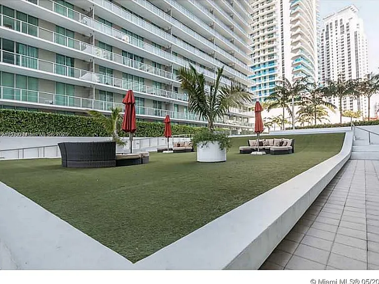 79 SW 12th St #1510 — Photo 26