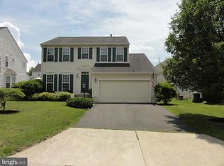 12 Lovett Dr, Lovettsville, VA 20180