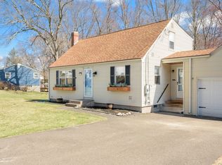 114 Overbrook Dr, Vernon, CT 06066