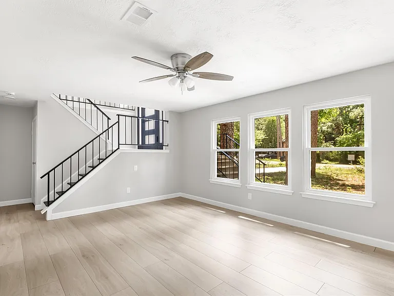 2108 W Lacey Oak Cir — Photo 15