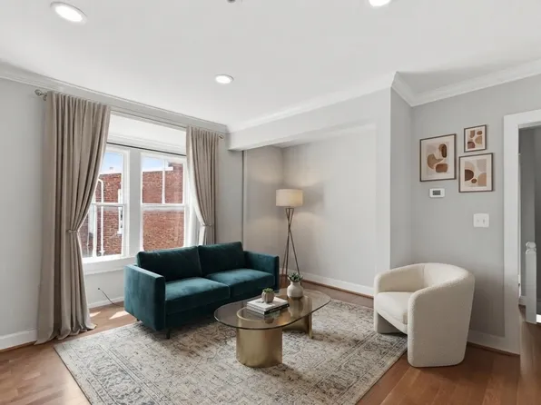 322 S Washington St, Alexandria, VA 22314