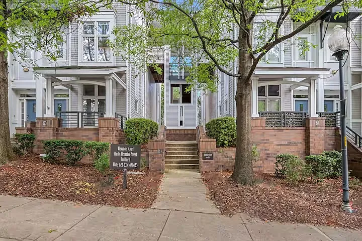 635 N Alexander St #0 — Photo 16