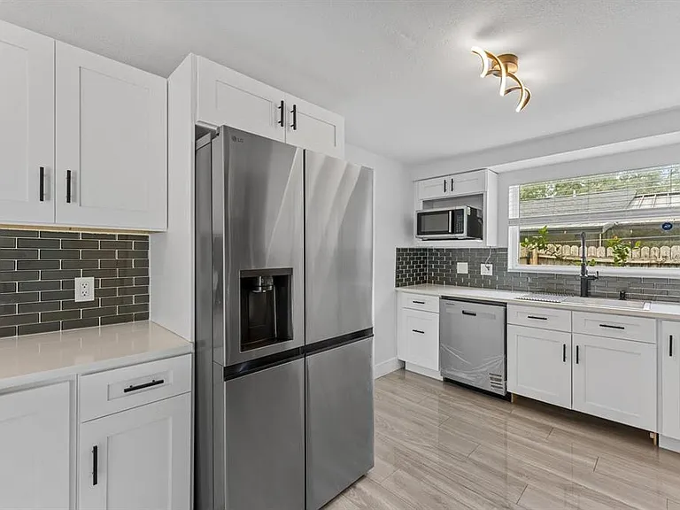5510 Bayou Grande Blvd NE — Photo 13
