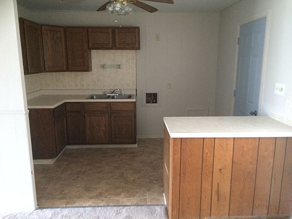 5th image of 4608 Valley Ln