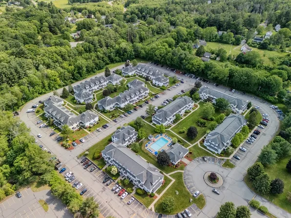 360 Littleton Rd Unit D1, Chelmsford, MA 01824