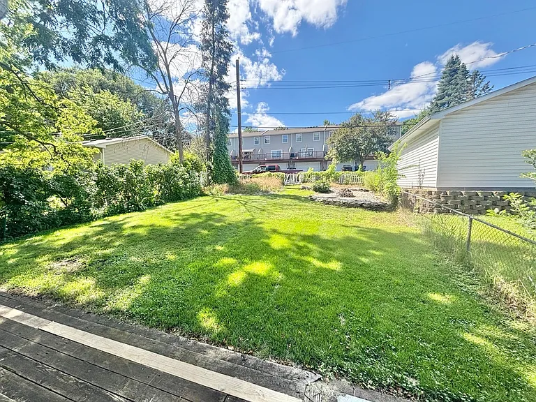 711 Butternut Ave — Photo 3