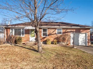 709 Bollman Ave, Edwardsville, IL 62025