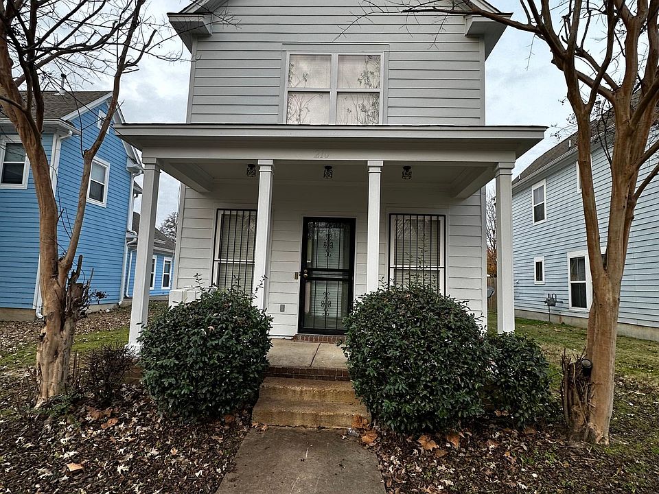 1st image of 210 Keel Ave