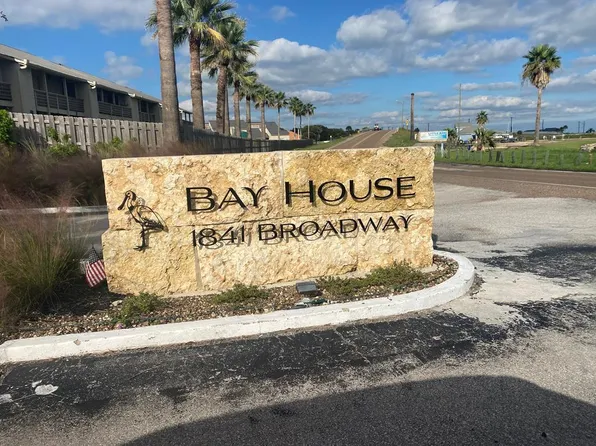 2104 Bayhouse Dr #2104, Rockport, TX 78382