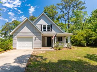 203 Panama Ter, Morehead City, NC 28557