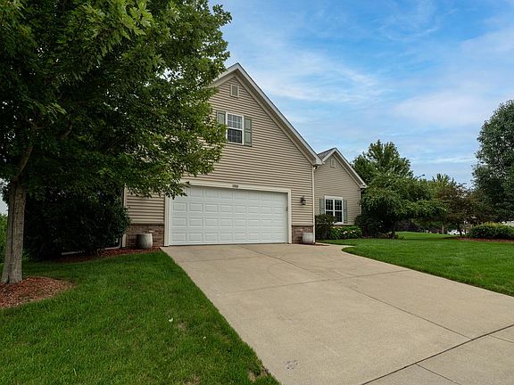3rd image of 1032 Juniper LANE