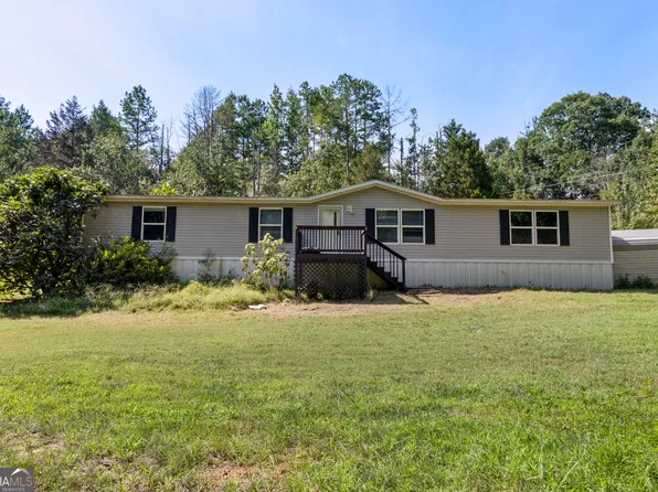 111 Indian Village Dr, Maysville, GA 30558