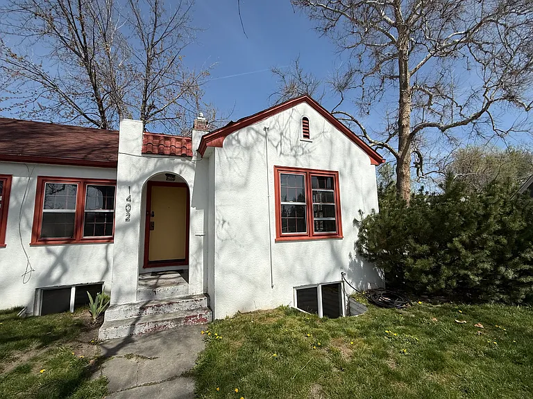 1402 W Lemp St — Photo 1