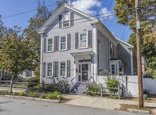 40 Olive St #A, Newburyport, MA 01950