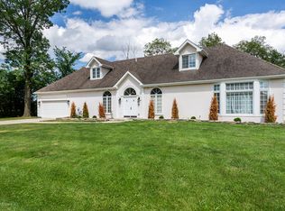 321 S Kingery Dr, Addison, IL 60101