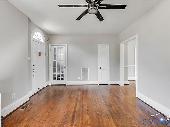 5th image of 1007 W 48th St