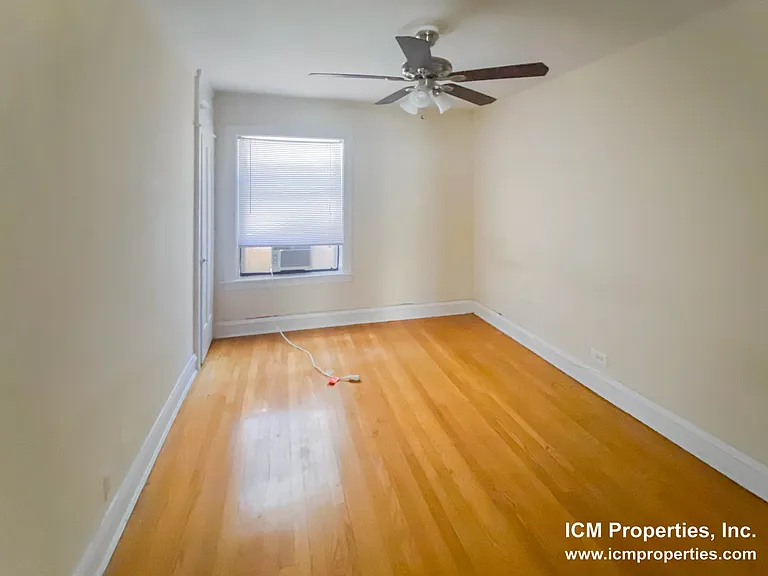 4614 N Winchester Ave #3 — Photo 4