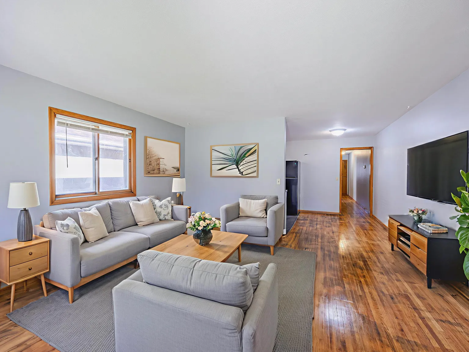 3 bed, 1792 sqft, $2,300 — Photo 3