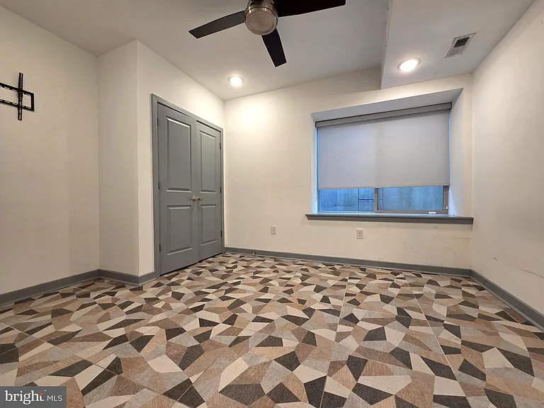417 W Berks St #1 — Photo 7