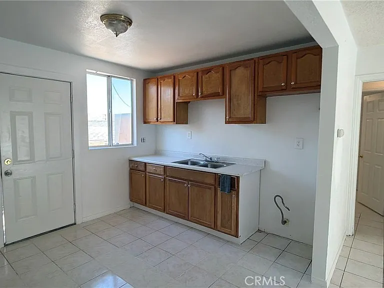322 Maxine Ave #1 — Photo 6