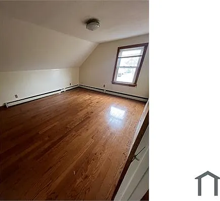 3 bed, 800 sqft, $1,950 — Photo 3