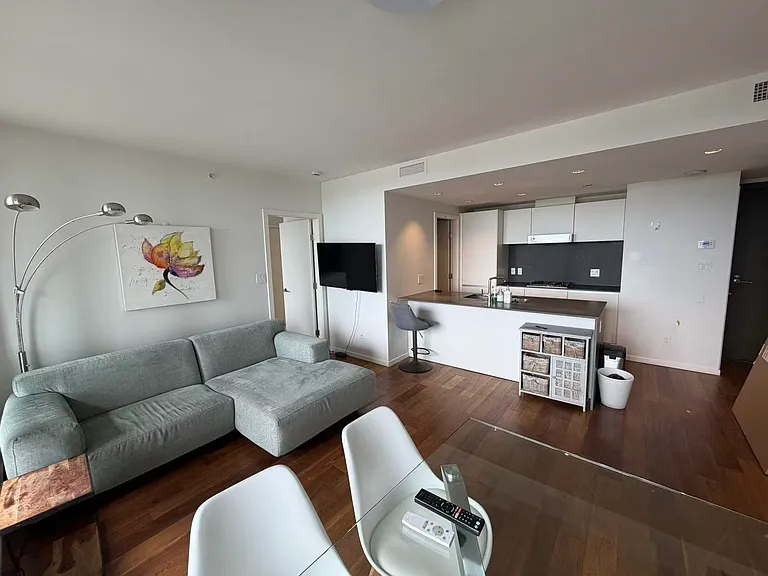 8588 Cornish St — Photo 3