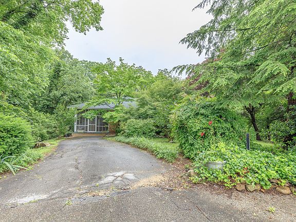 3rd image of 3503 Cline Crest St