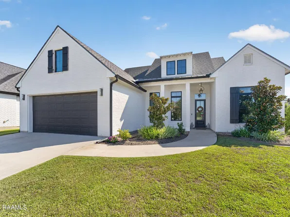 311 Canary Palm Way, Broussard, LA 70518