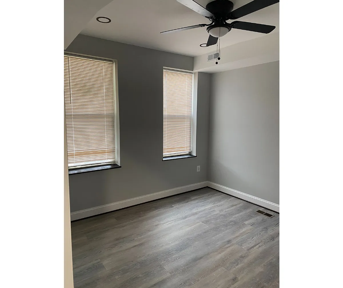 Building Photo - 3523 Edmondson Ave #C-700