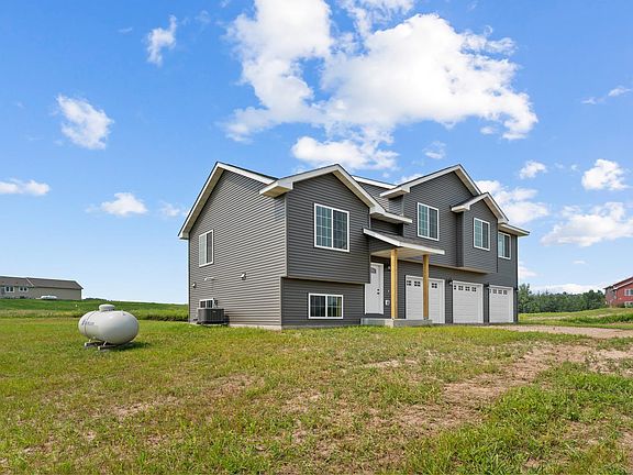 2nd image of 16780 Eagle Ridge Cir