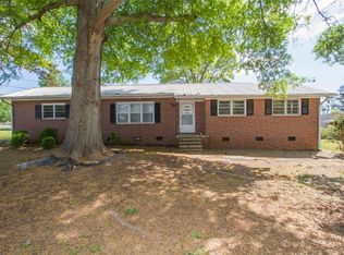 401 Ivy Cir, Anderson, SC 29621