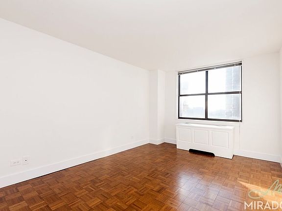 3rd image of 330 E 39th St APT 32P