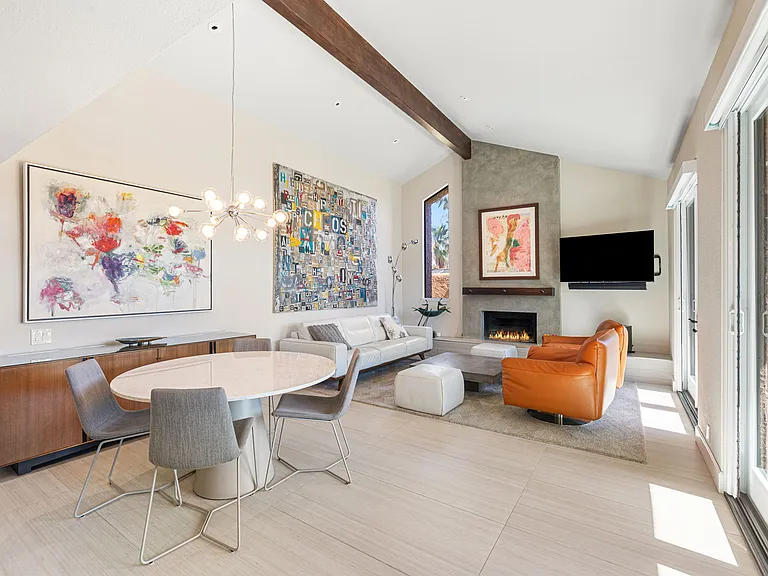 49069 Mariposa Dr — Photo 17