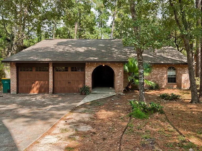 2107 W Lacey Oak Cir — Photo 2