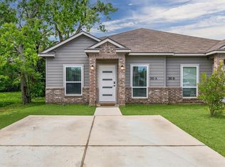 310 Connecticut St #A, Houston, TX 77029