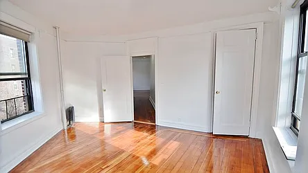 Rented by Park Property Advisors