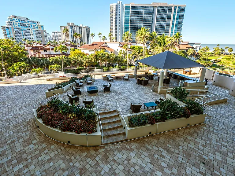 4751 Gulf Shore Blvd N #Penthouse 7 — Photo 34