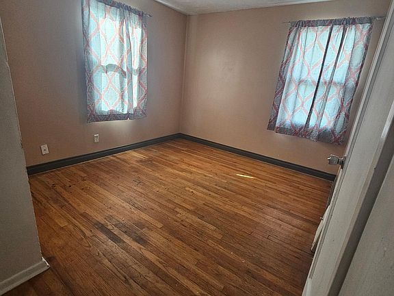 Second bedroom