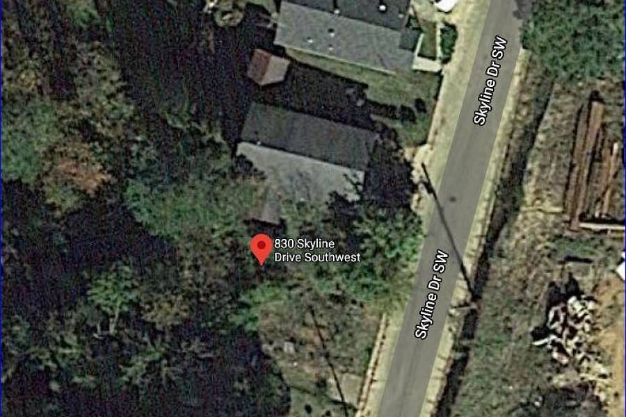 1st image of 830 Skyline Dr