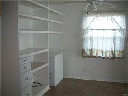 5th image of 426 Wayne Dr