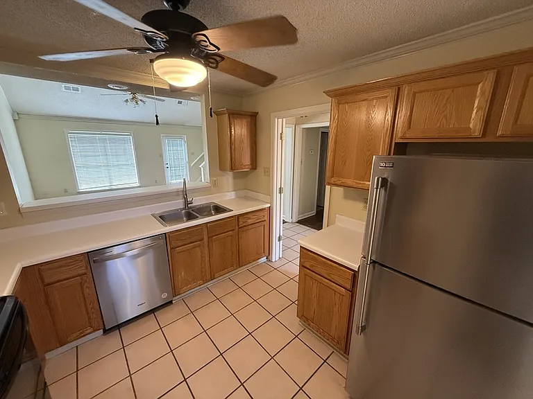 10011 Woodland Pine Cv W — Photo 6