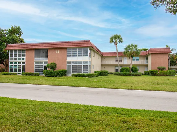 28 Pine Arbor Ln APT 206, Vero Beach, FL 32962