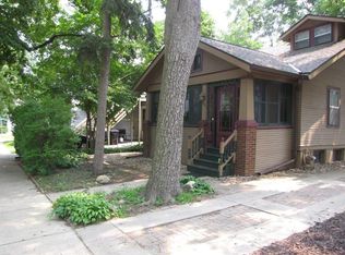 609 E Front St, Bloomington, IL 61701