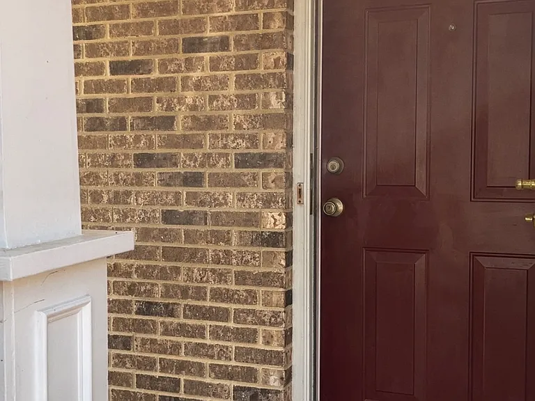 117 Fox Creek Dr — Photo 2