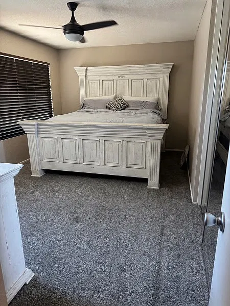 3 bed, 2.5 bath, 1940 sqft, $900 — Photo 2