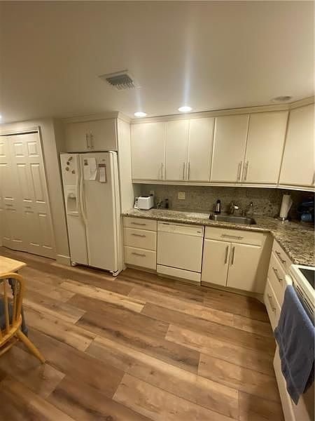 1st image of 4280 Oaks Ter APT 101