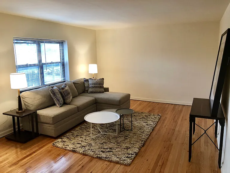 401 Park Ave #B — Photo 6