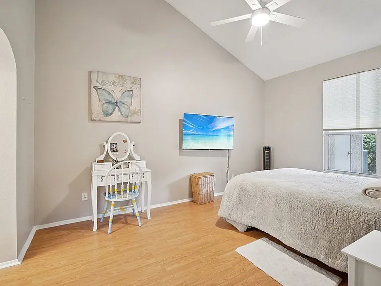 2243 Andover Cir — Photo 21