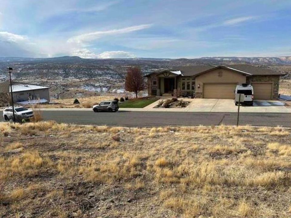 1st image of 192 River Ridge Dr