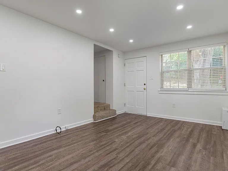 53 Faris Cir — Photo 16